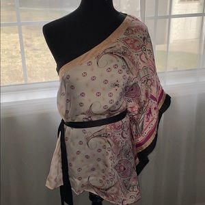 Bebe night on the town top!